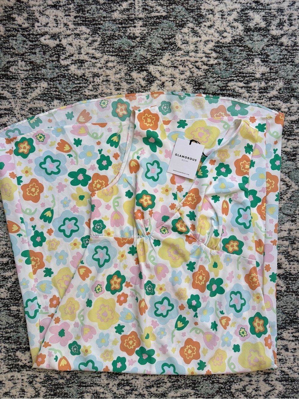 NWT Glamorous Maternity 90’s Dress